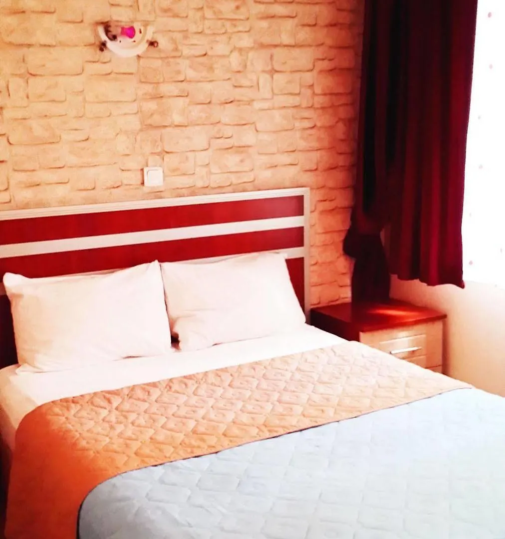 Gur Hotel Istanbul 2*,